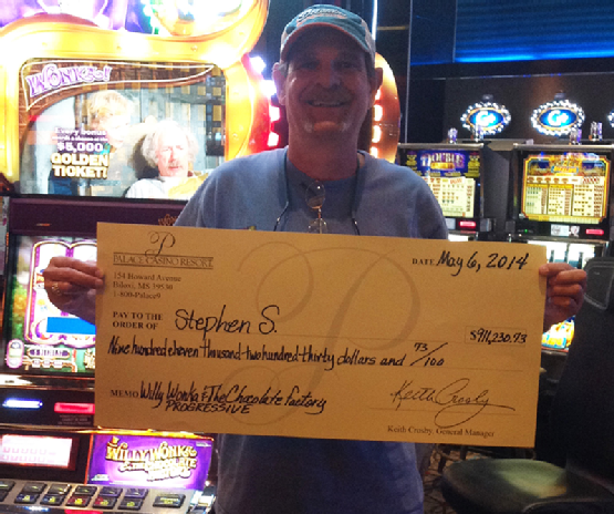 Florida man wins jackpot at his favorite casino!